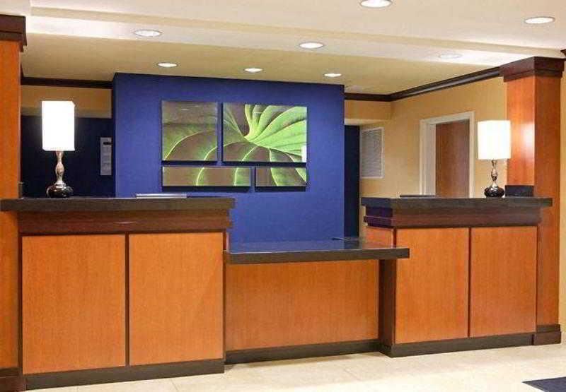 Fairfield Inn & Suites Hooksett Manchester Interior photo